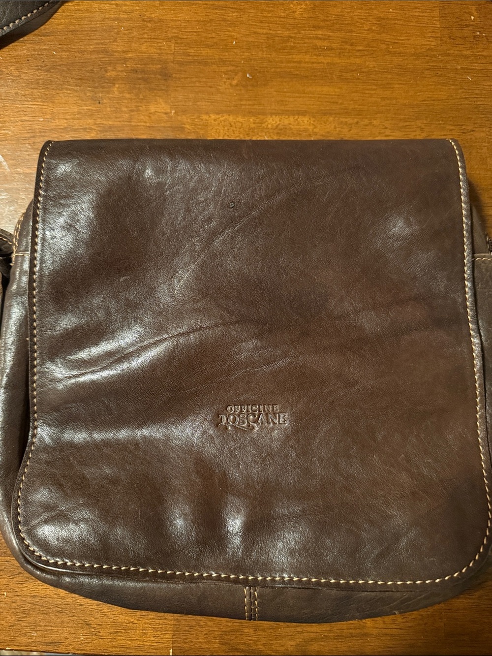 Men's Brown Leather Messenger Bag - Classic Crossbody